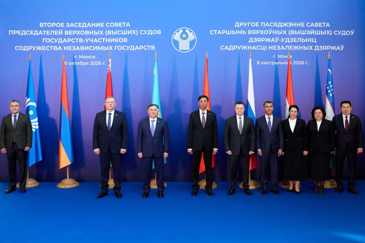 Говоря об особенностях современного правового пространства, отдельное внимание Председатель ВС России уделил технологическому обновлению отечественной системы правосудия