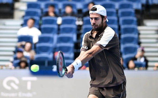 Российский теннисист Карен Хачанов вышел в третий круг турнира ATP серии «Мастерс» в Шанхае