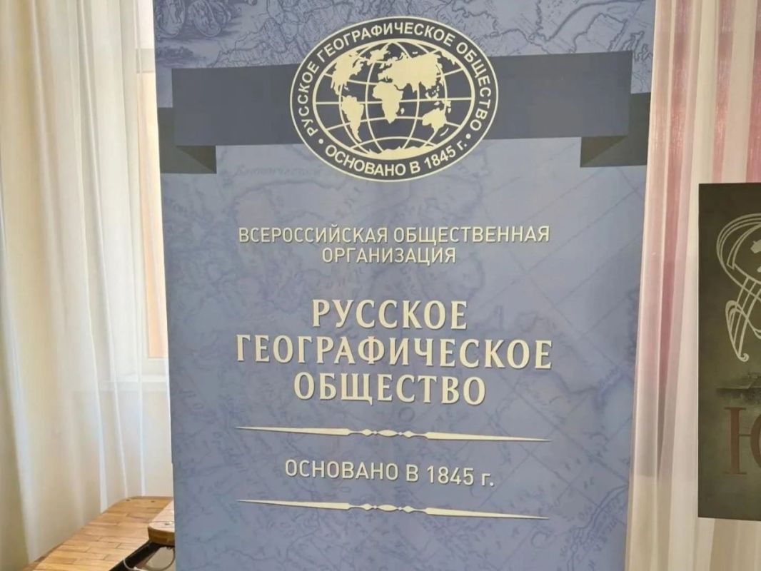 Школьники Шахтерска ознакомились с выставкой «Юзовка. Город ушедшей эпохи»