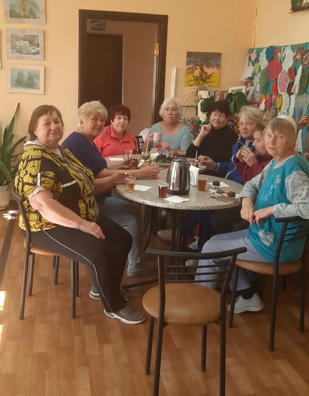 Активное долголетие: в Донецке прошли урок гимнастики и знакомство с ГТО