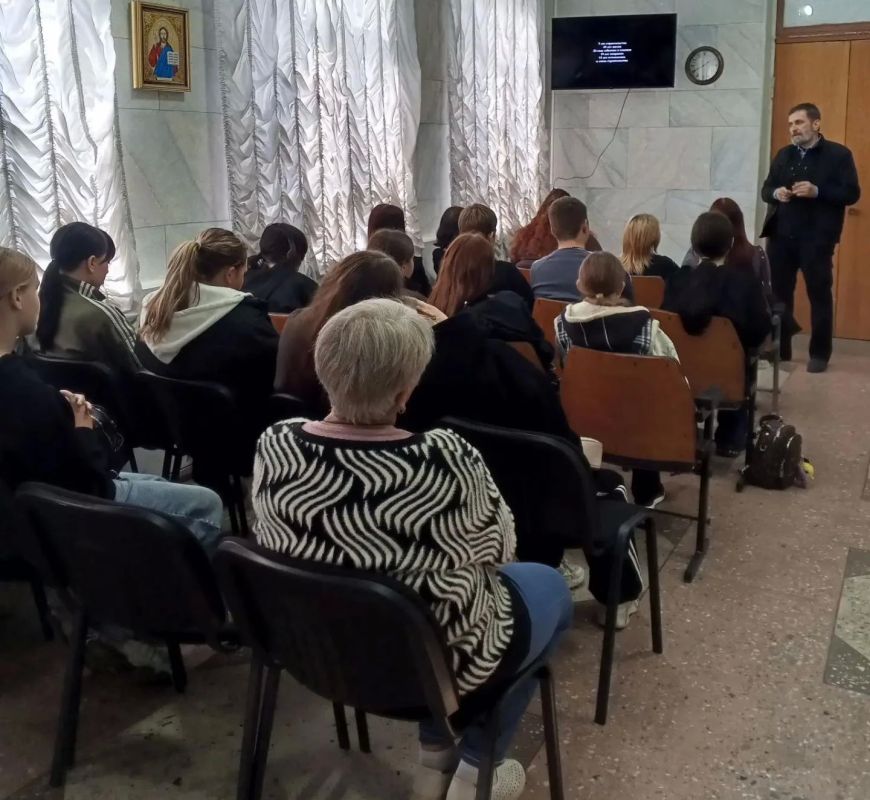 Связь поколений и традиций: в Старобешевском округе прошел урок духовного воспитания