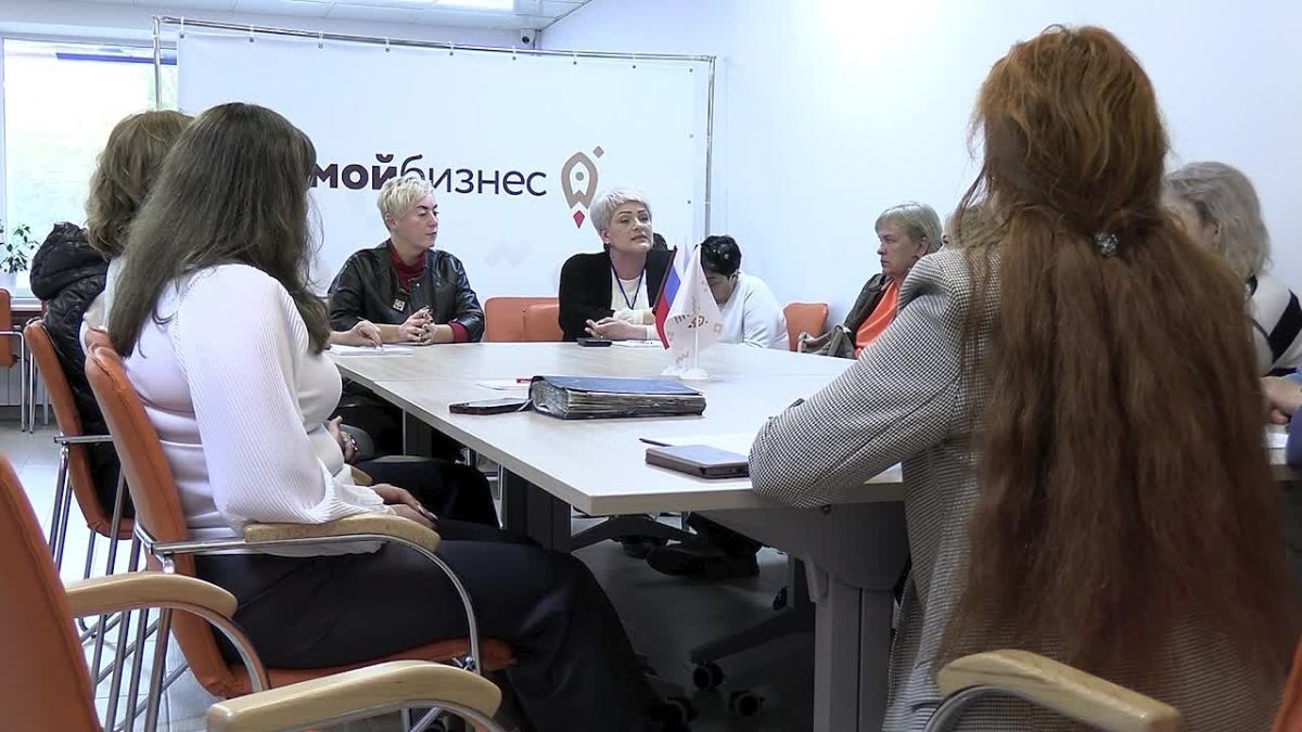 «Траектория карьерного роста: синергия образования и женского лидерства» — новый тренинг для женщин Мариуполя
