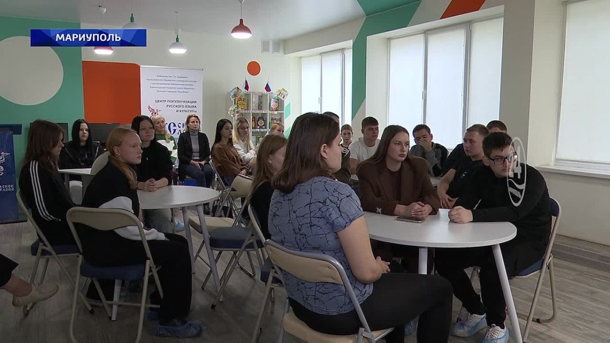 Студенты и священнослужители обсудили проблему влияния цифровых технологий на душу человека