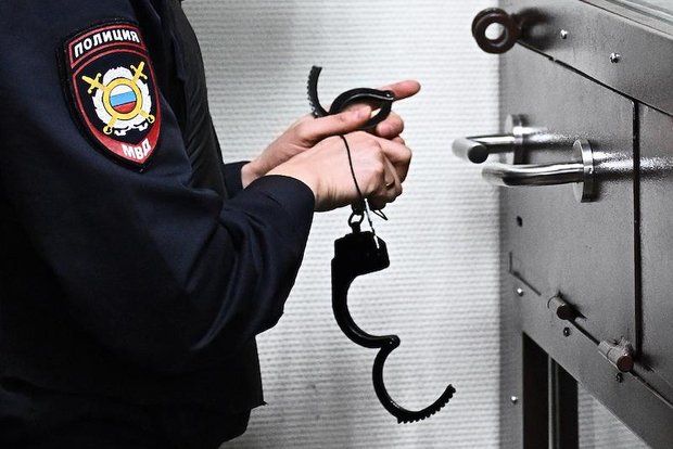 В ДНР полиция составила протокол за запрещенную символику в отношении блогера Ивана Золо