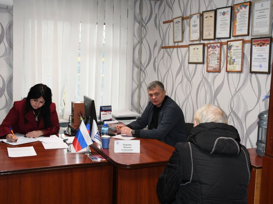 Депутат Народного Совета ответил на вопросы кировчан