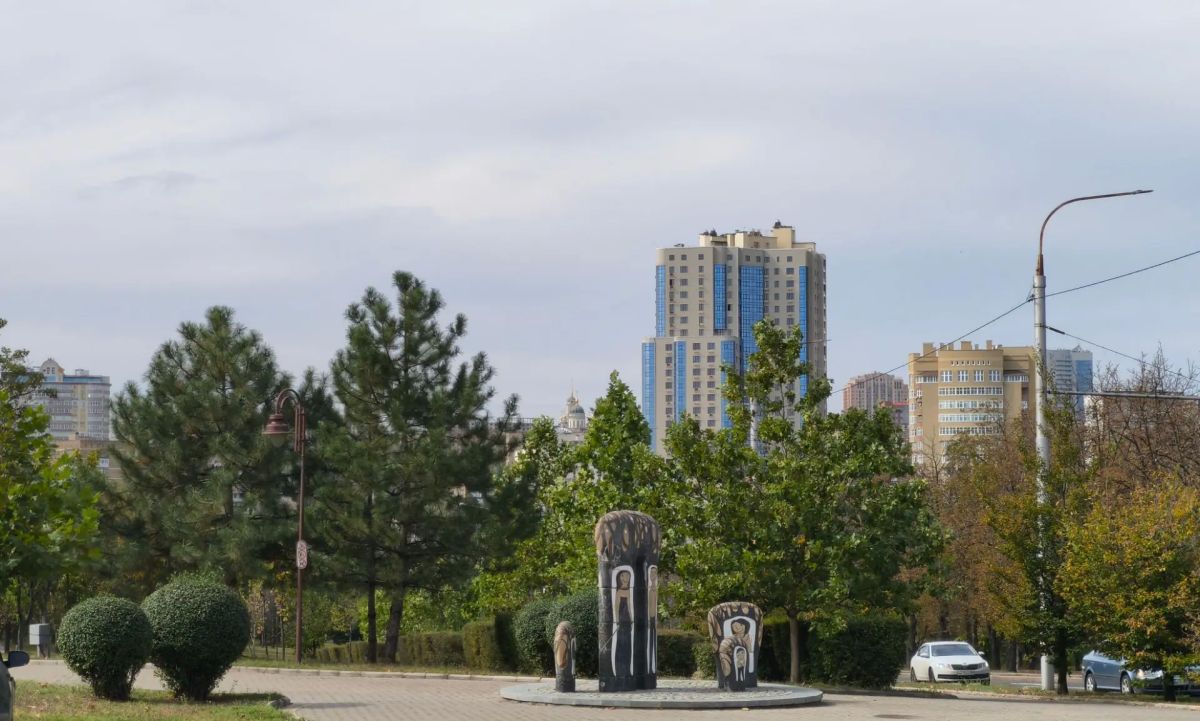 В Донецке сегодня стартовал отопительный сезон, сообщил глава муниципалитета Алексей Кулемзин в ходе прямой линии