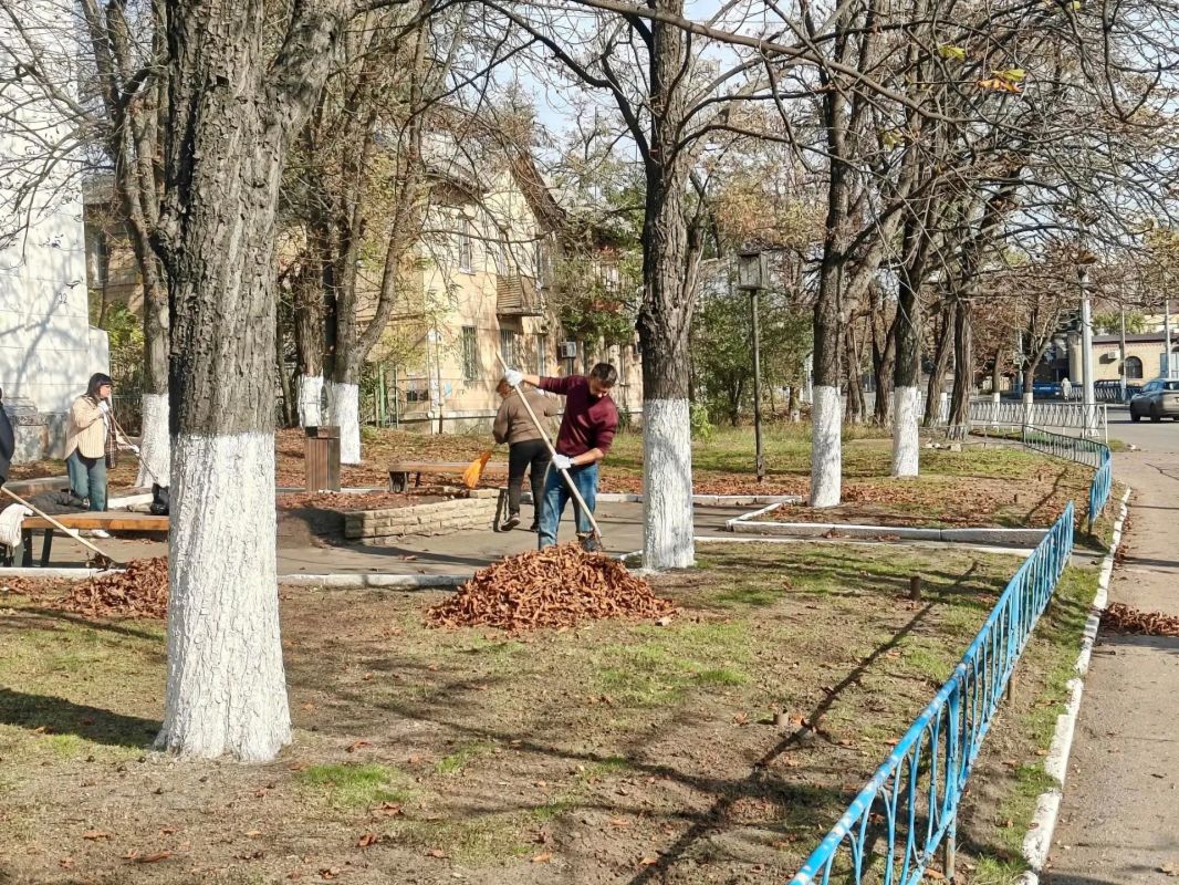 В Снежном прошла традиционная акция «Чистый четверг»