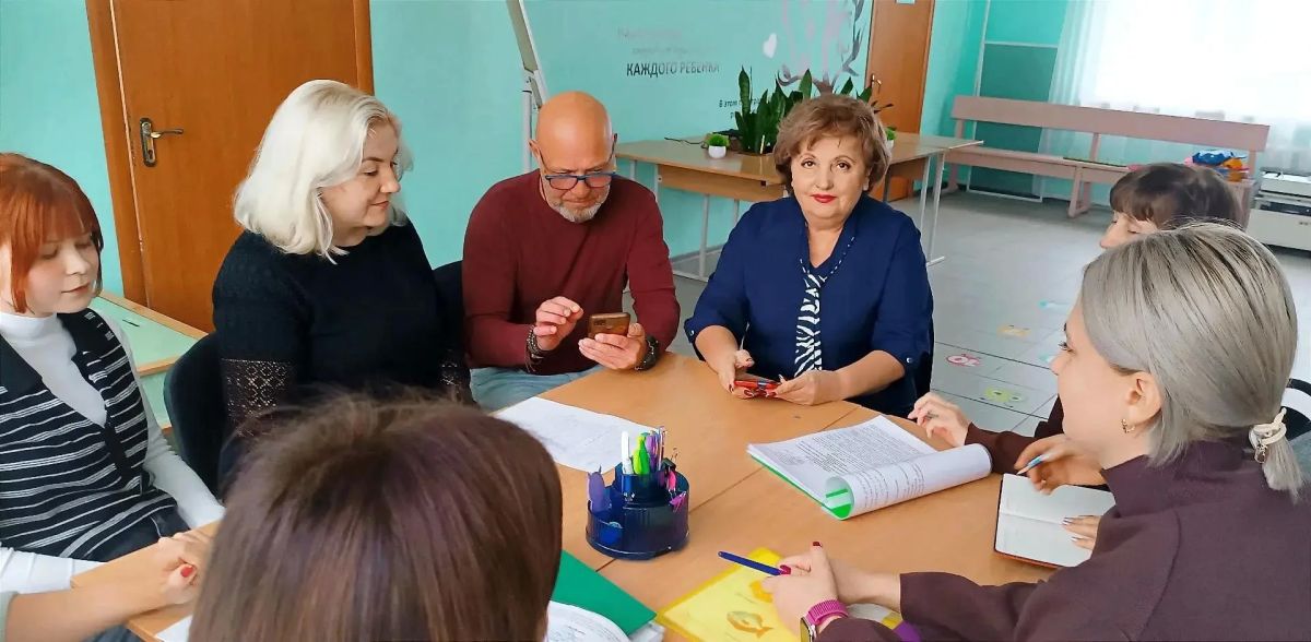 Состоялась встреча начальника Управления образования городского округа Горловка с трудовым коллективом