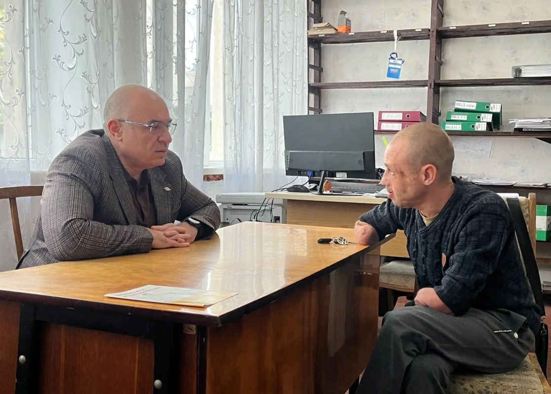 Помощь защитникам: в Дебальцево прошел личный прием в филиале фонда «Защитники Отечества»