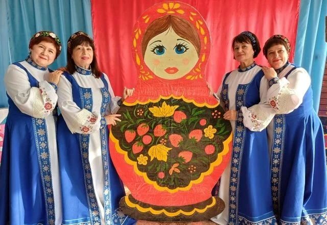 Юные снежнянцы приобщились к народным традициям и искусству