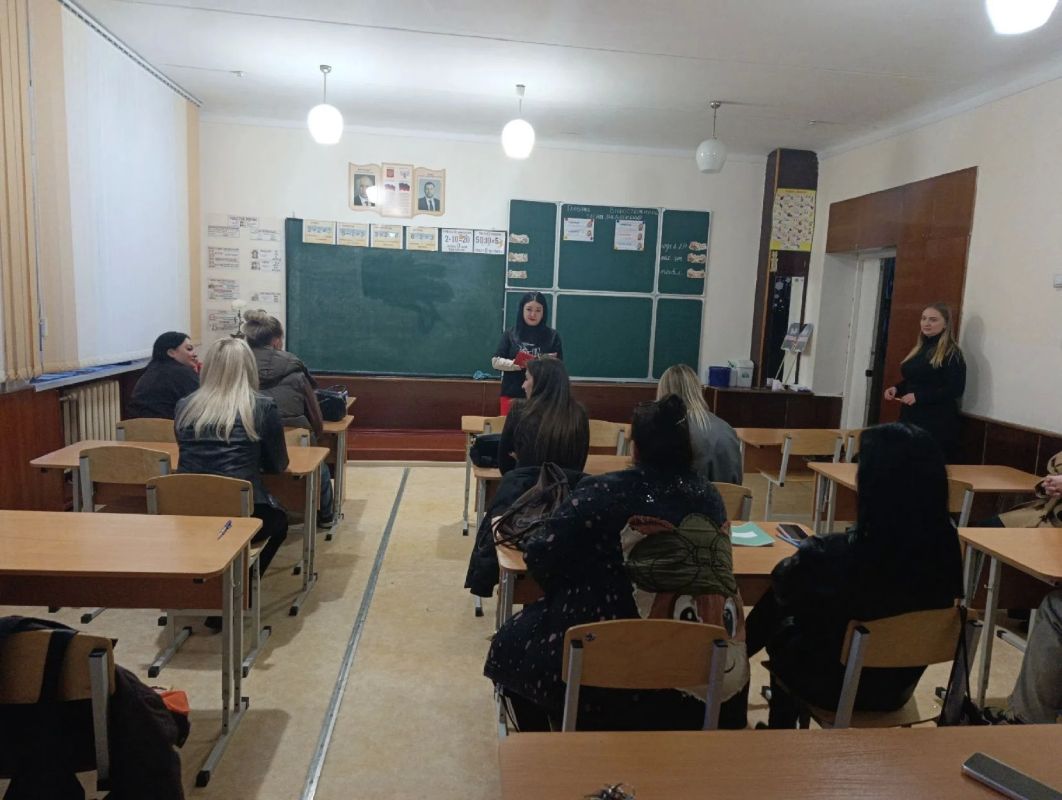В Ждановке Шахтерского округа провели правовой день