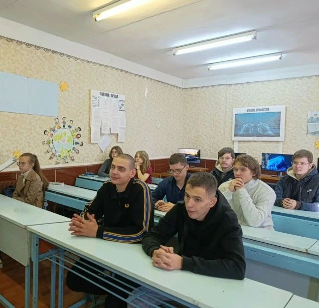 Традиционные ценности как щит от экстремизма: в Старобешевском округе прошел круглый стол