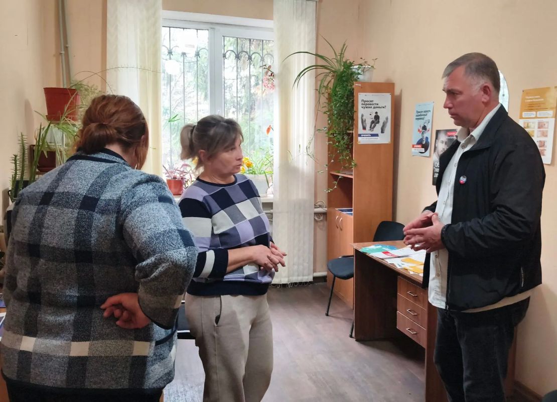 Открытый диалог: встреча с жителями села Новотроицкое