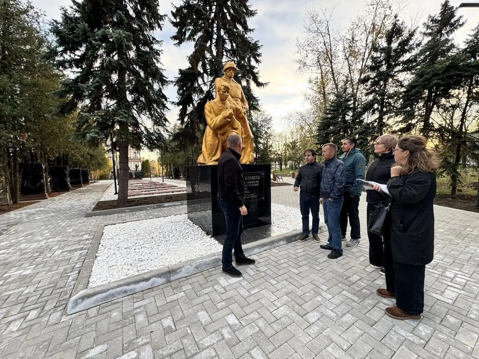 В Ждановке завершено создание Аллеи памяти Героев